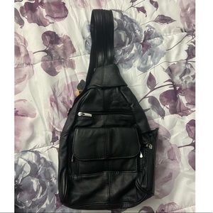 Leather handbag / bookbag